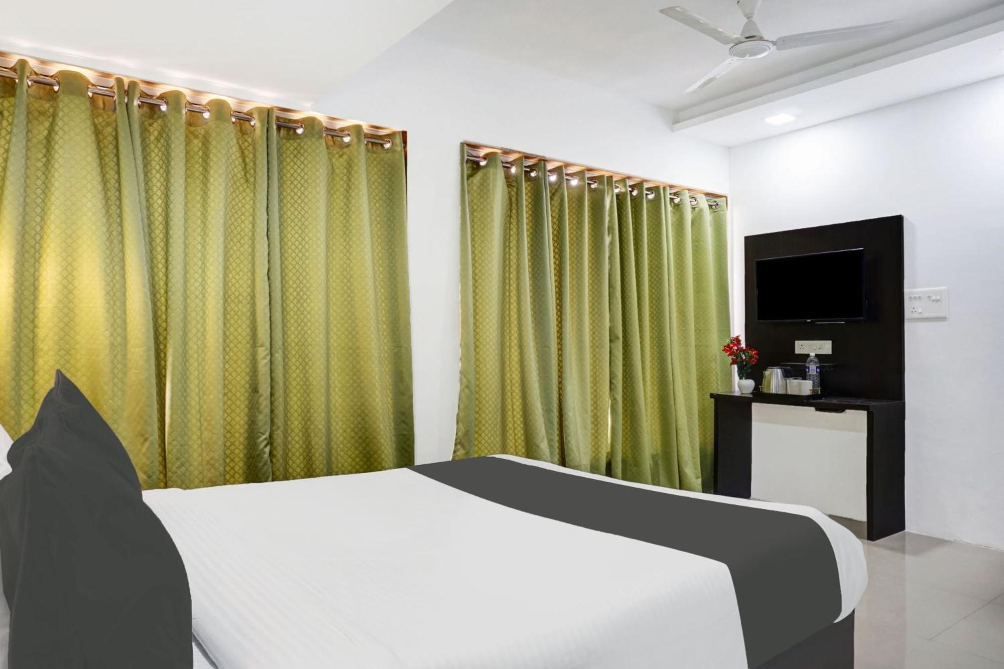 Super Aarambh Exotica Hotell Méribel Village Exteriör bild